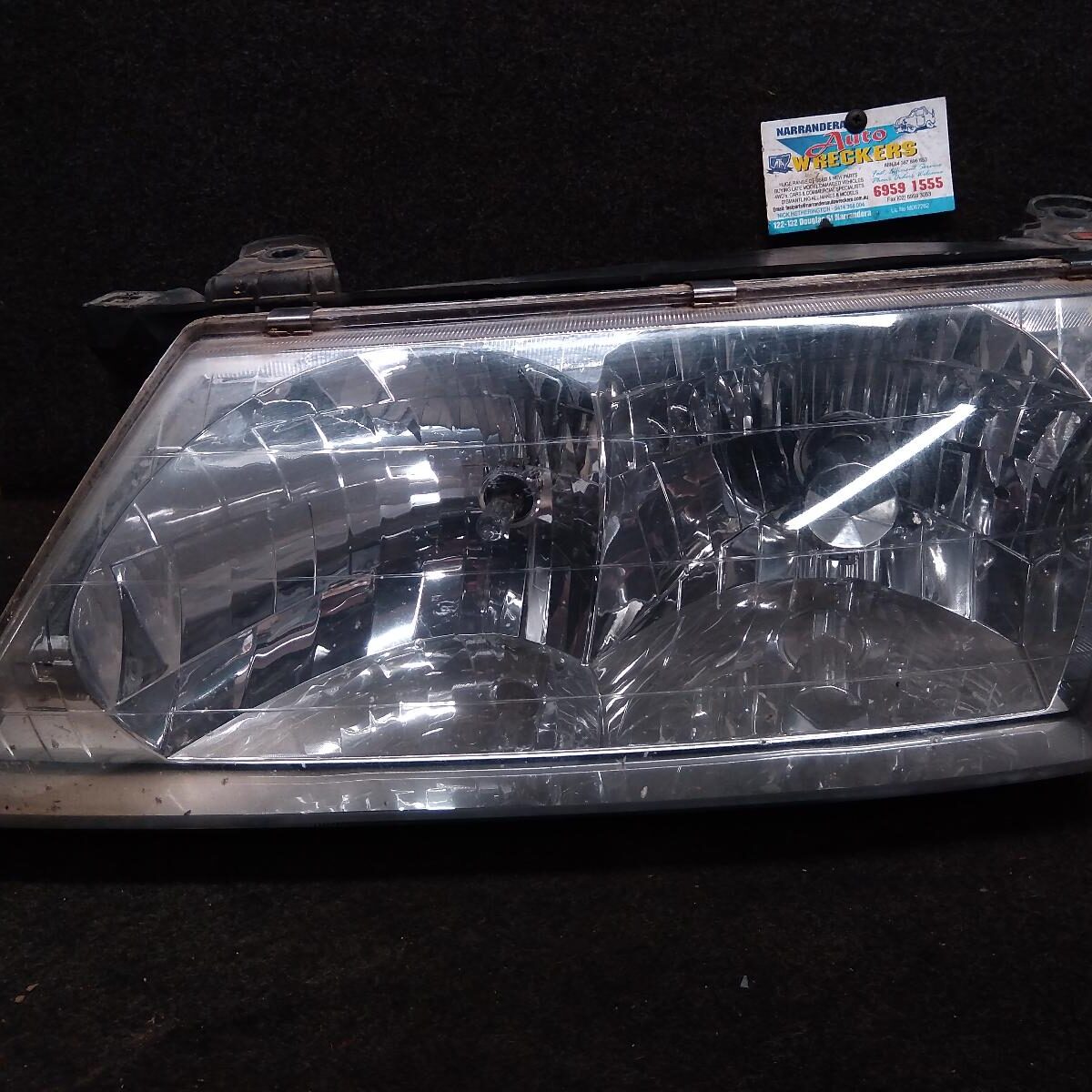 2002 TOYOTA AVALON LEFT HEADLAMP