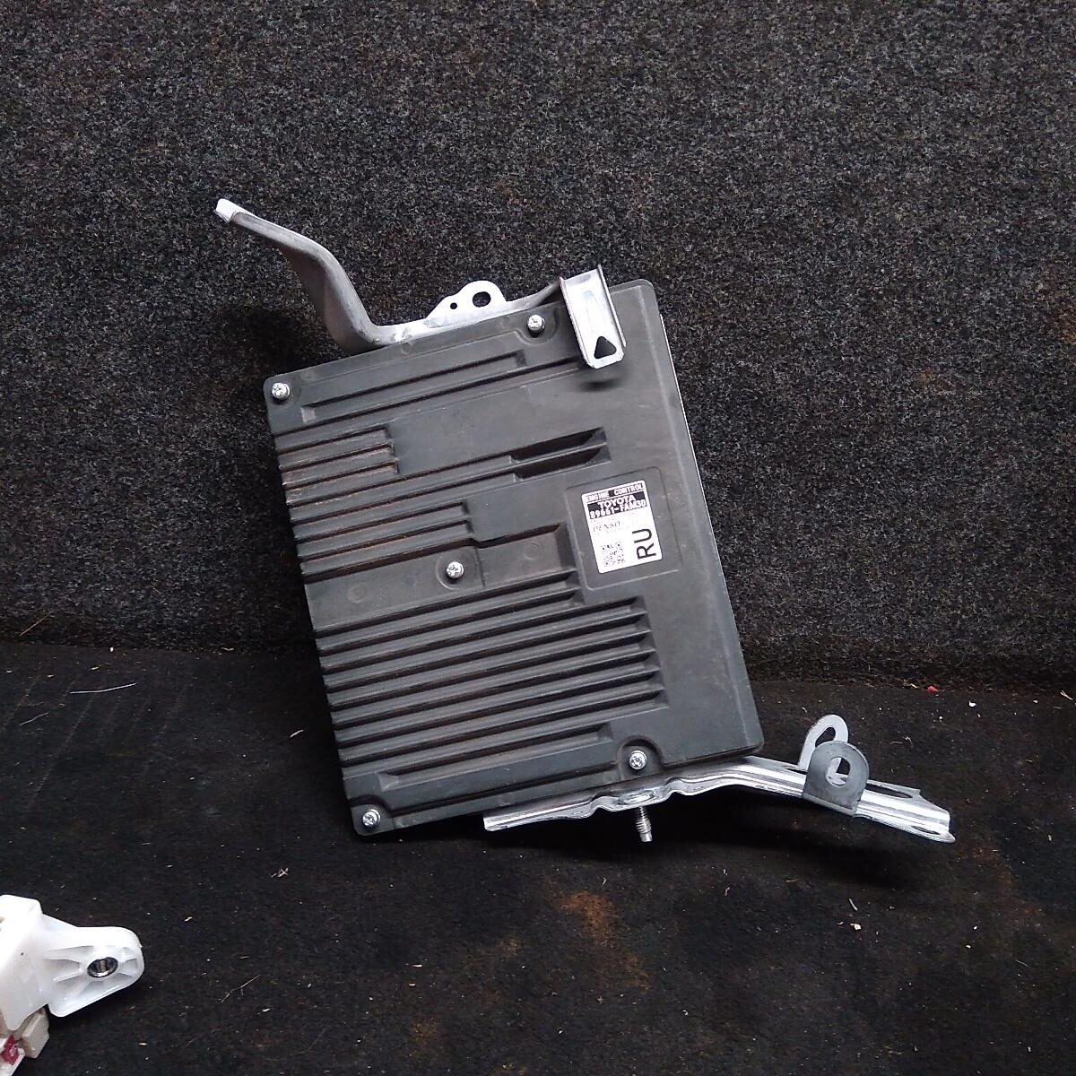 2021 TOYOTA HILUX ECU
