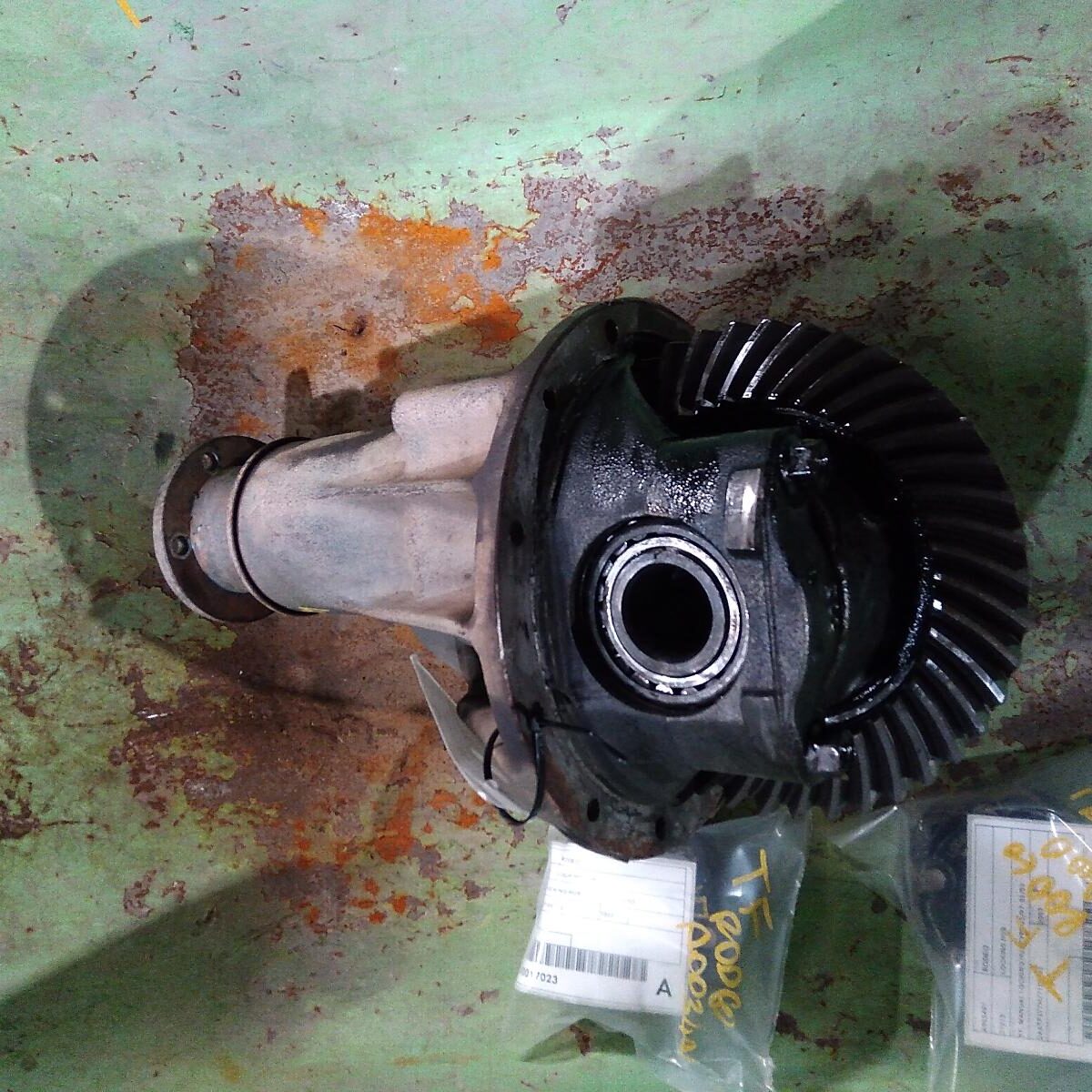 2003 HOLDEN RODEO DIFFERENTIAL CENTRE