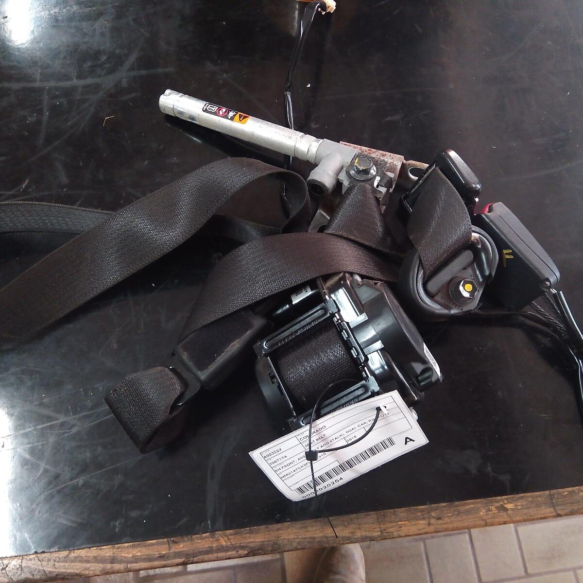 2015 HOLDEN COLORADO SEATBELT/STALK