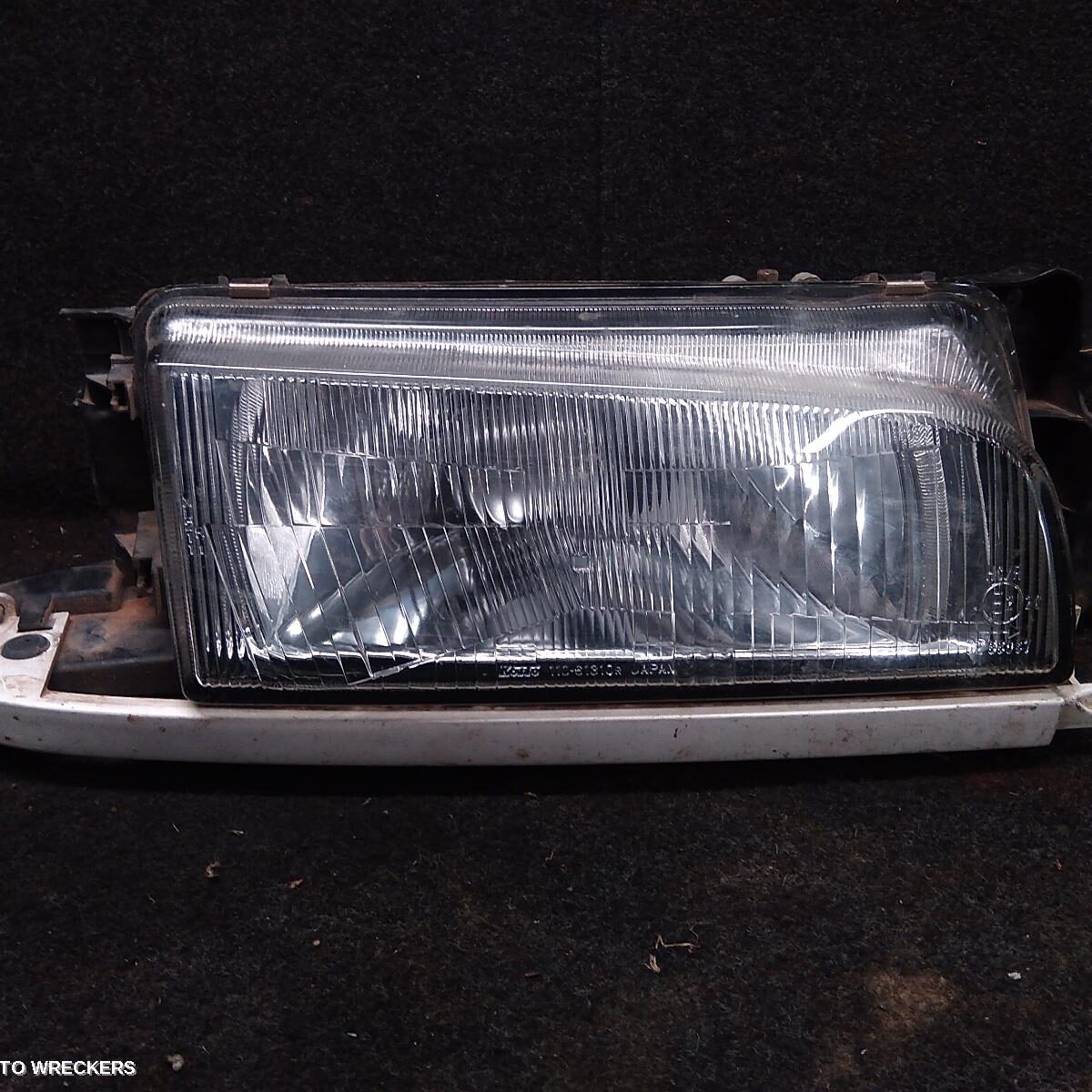 1994 MAZDA 323 Right Headlamp