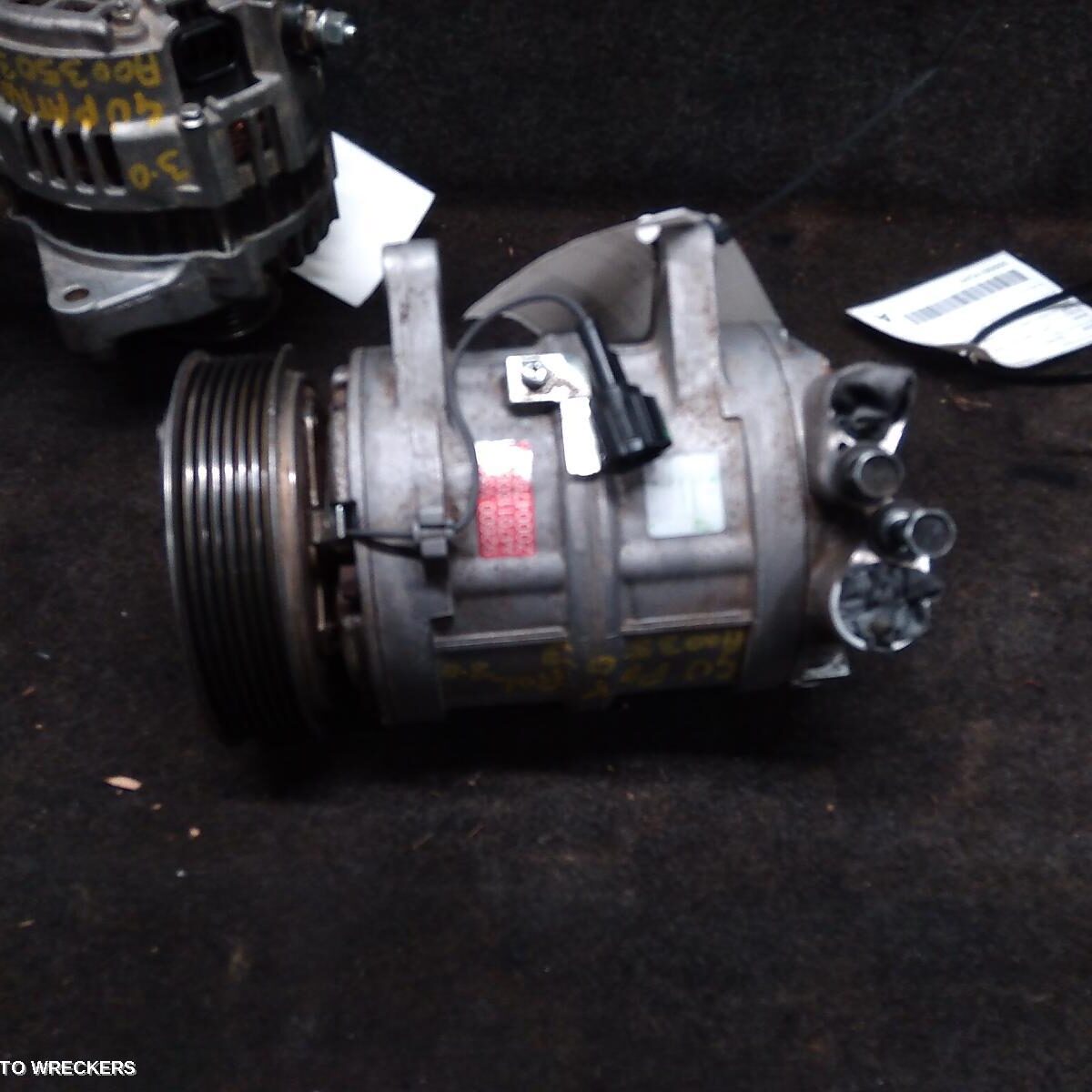 2012 NISSAN PATROL A/C Compressor