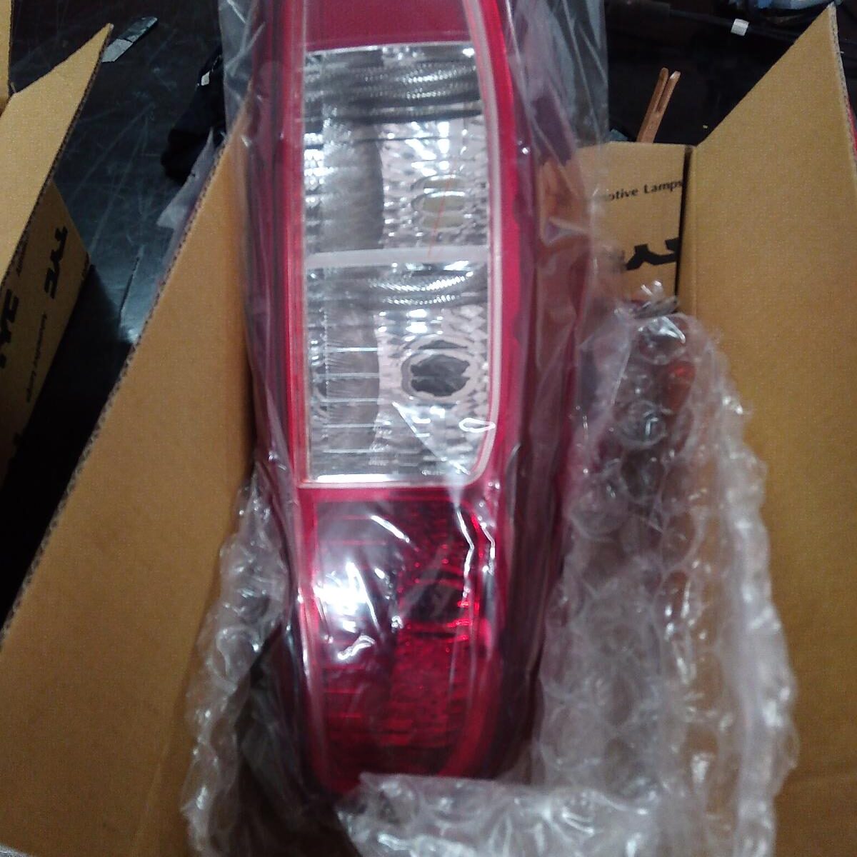 2012 NISSAN NAVARA LEFT TAILLIGHT