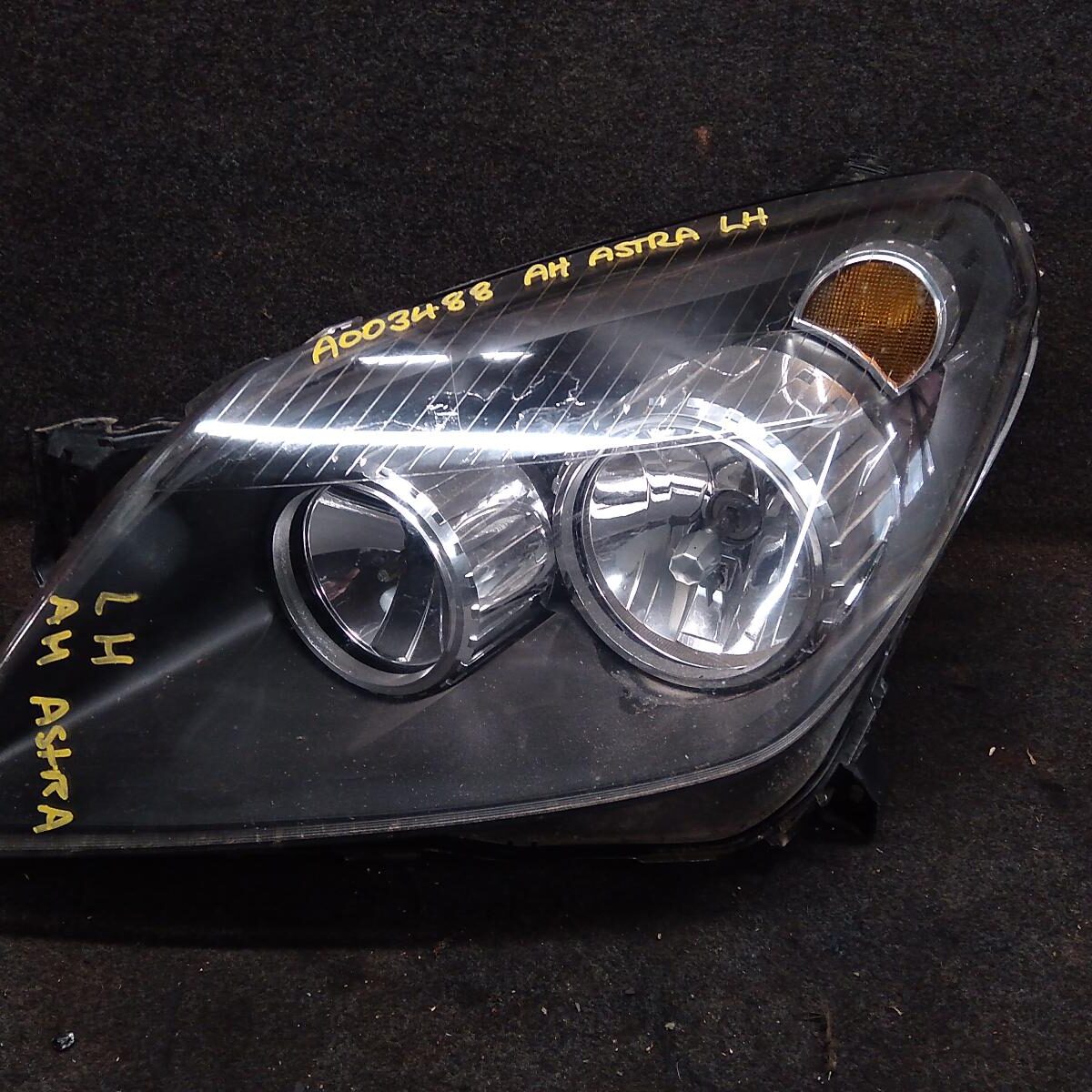 2009 HOLDEN ASTRA LEFT HEADLAMP