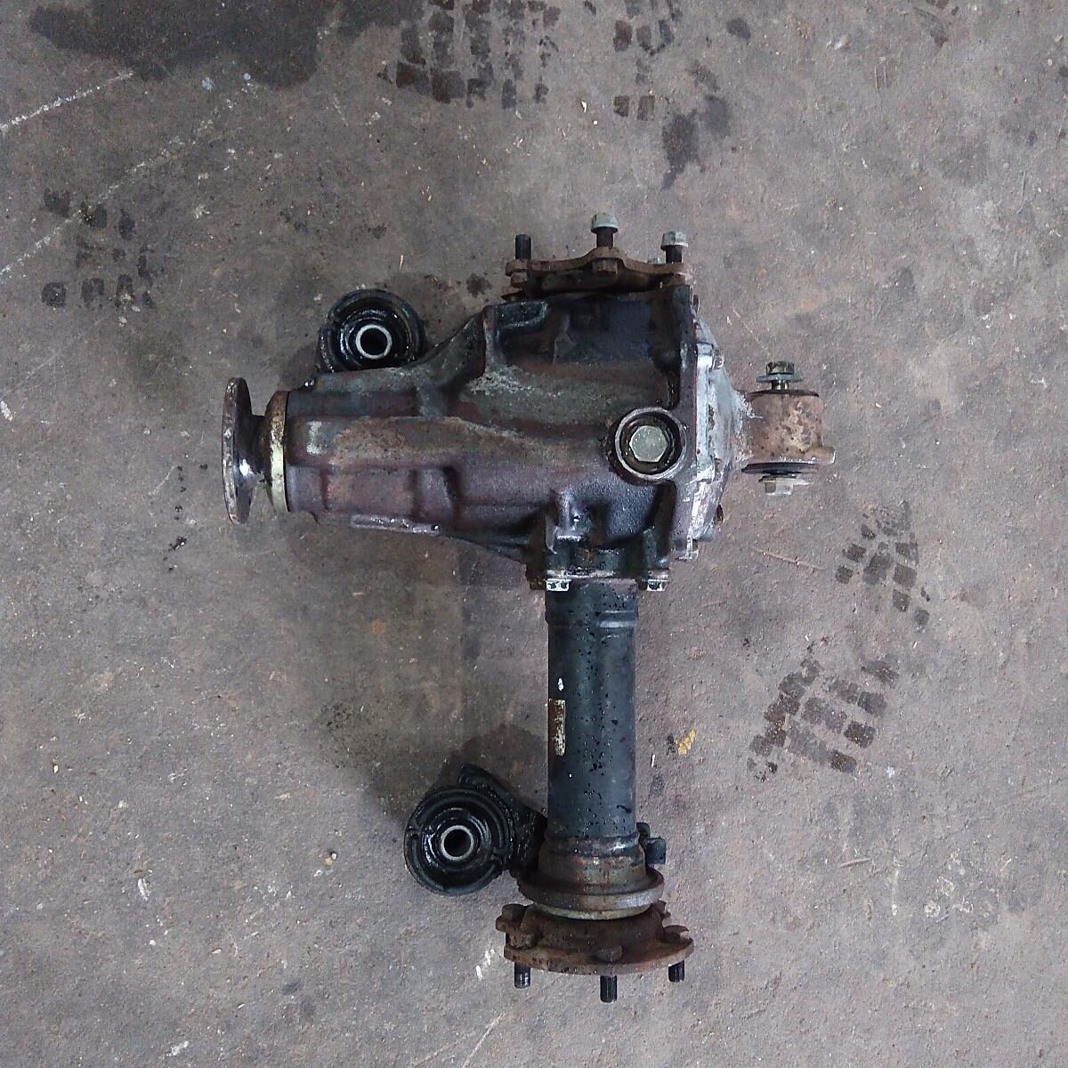 1996 TOYOTA 4 RUNNER Differential Centre