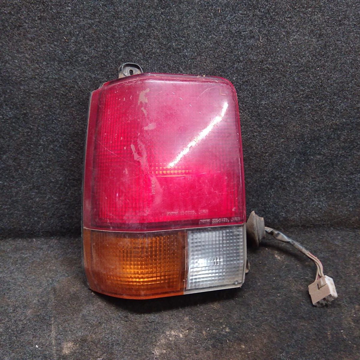 1986 FORD METEOR LEFT TAILLIGHT