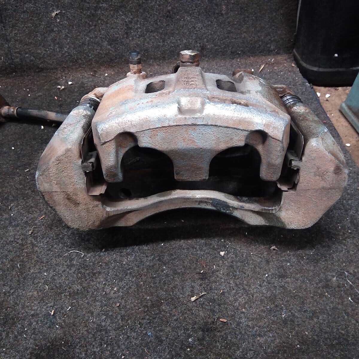 2015 HOLDEN COLORADO CALIPER