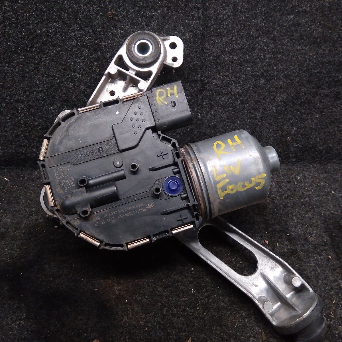 2011 FORD FOCUS WIPER MOTOR