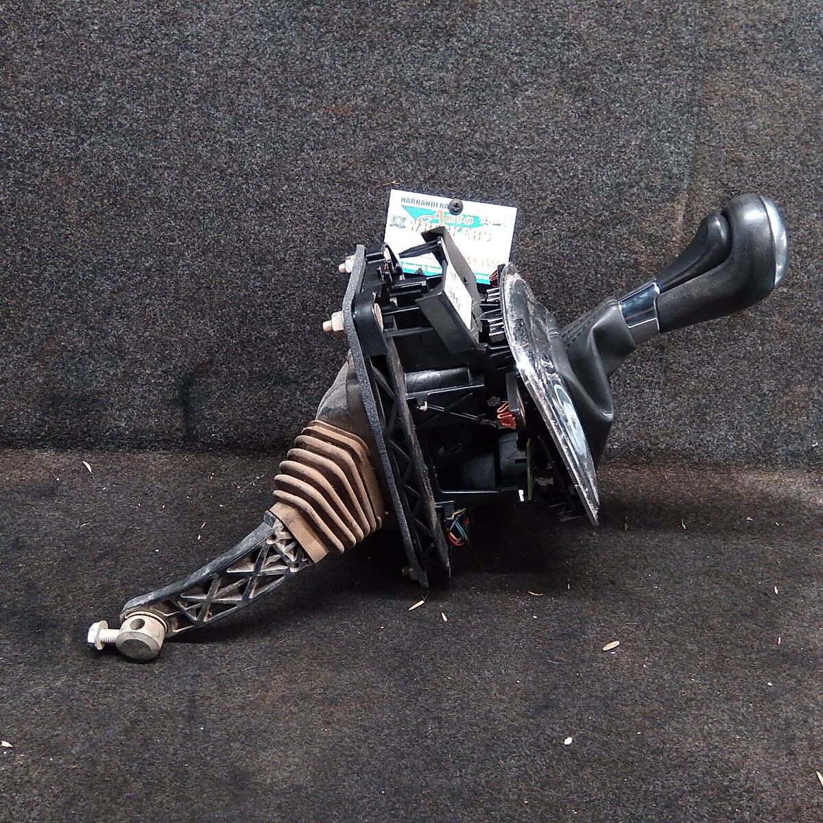 2014 HOLDEN COMMODORE Gear Stick/Shifter