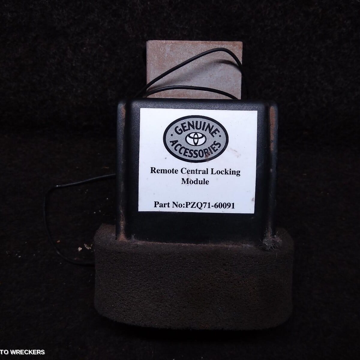 2004 TOYOTA HILUX Misc Switch/Relay