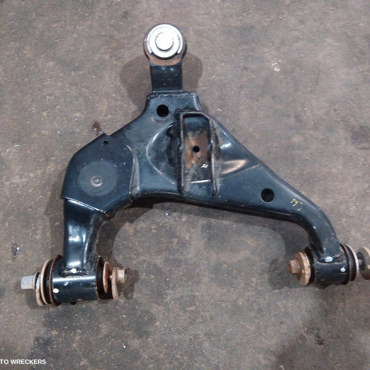 2015 TOYOTA HILUX Left Front Lower Control Arm