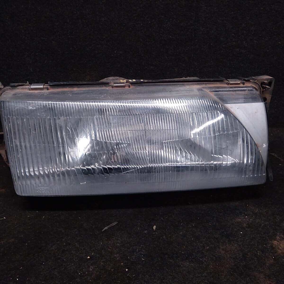 1991 FORD LASER RIGHT HEADLAMP