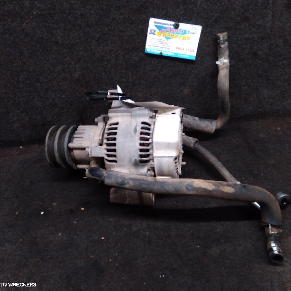 1999 TOYOTA HILUX Alternator