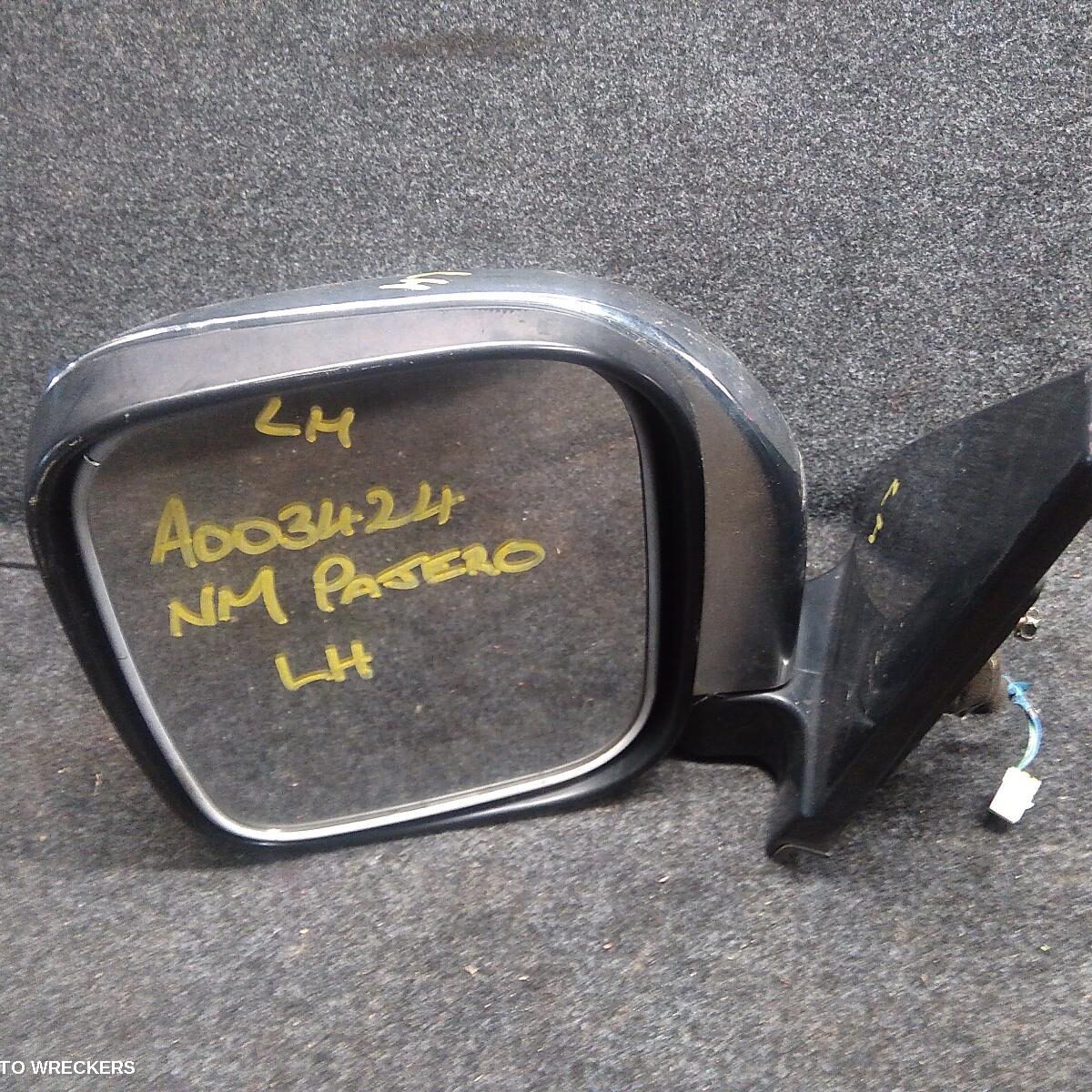 2000 MITSUBISHI PAJERO Left Door Mirror