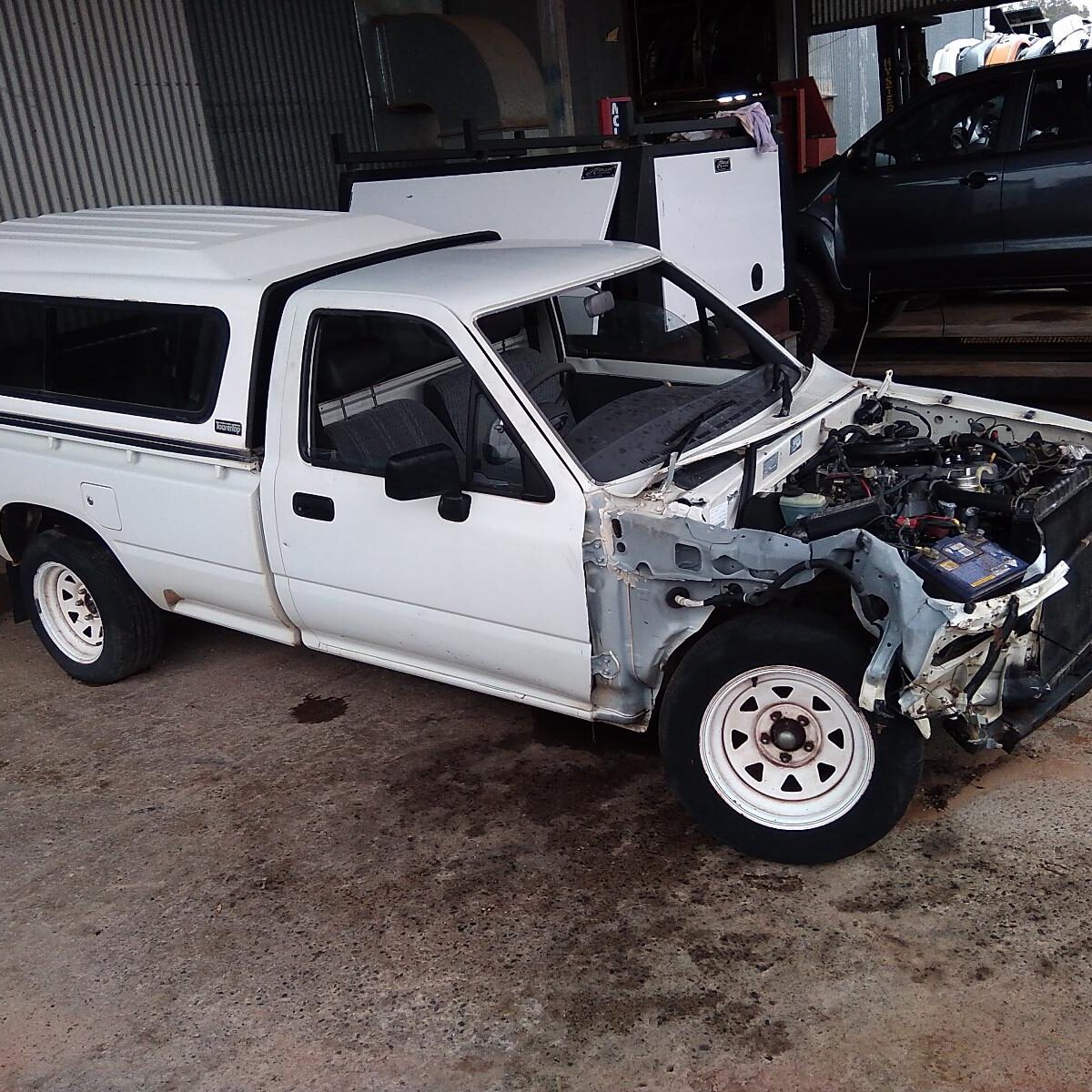 1996 TOYOTA HILUX ENGINE