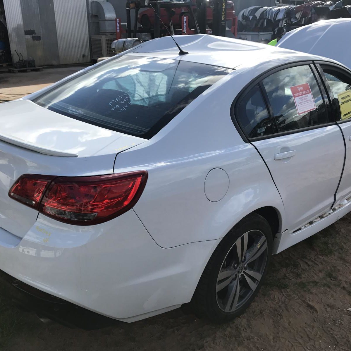 2015 HOLDEN COMMODORE Rear/Tailgate Glass