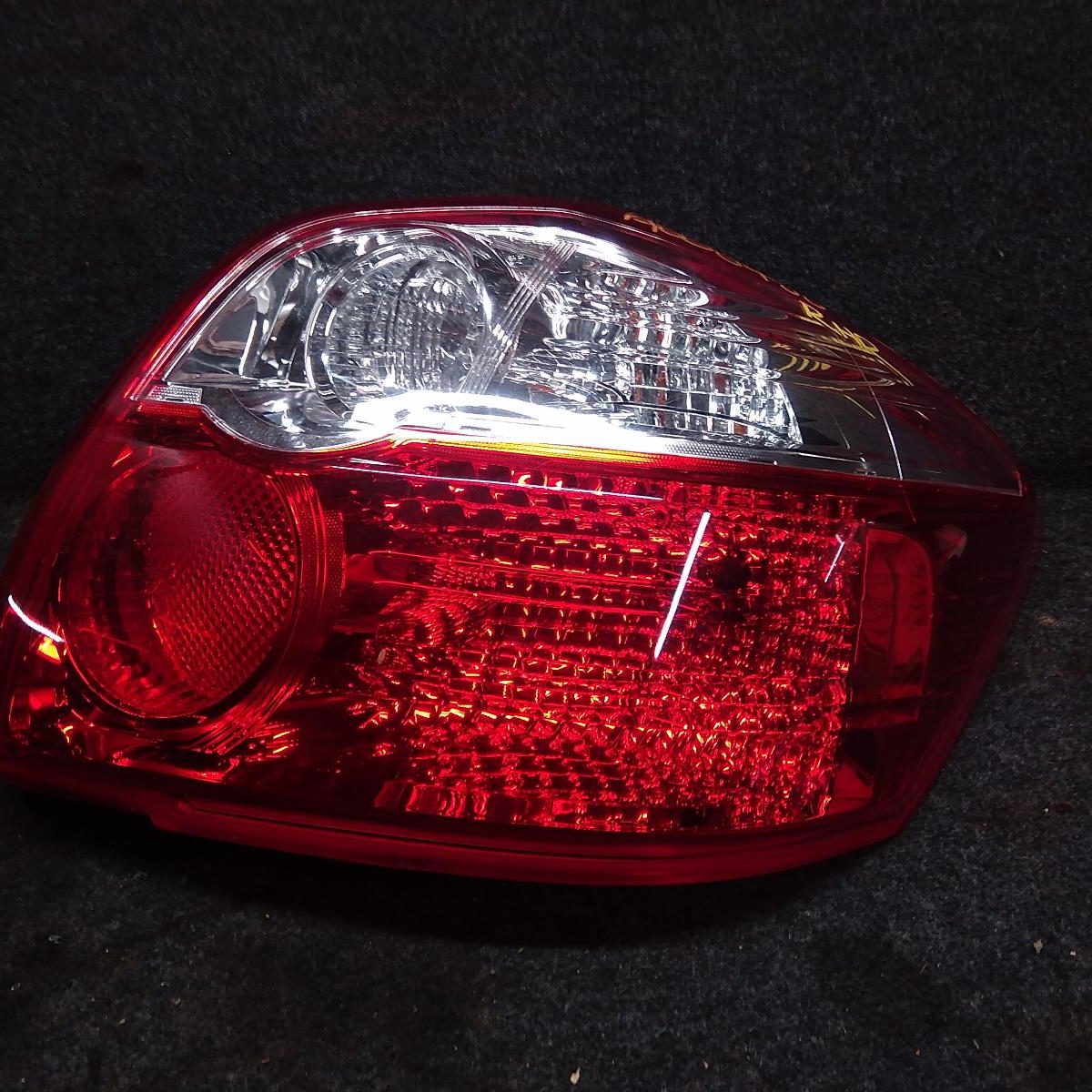 2010 TOYOTA COROLLA RIGHT TAILLIGHT