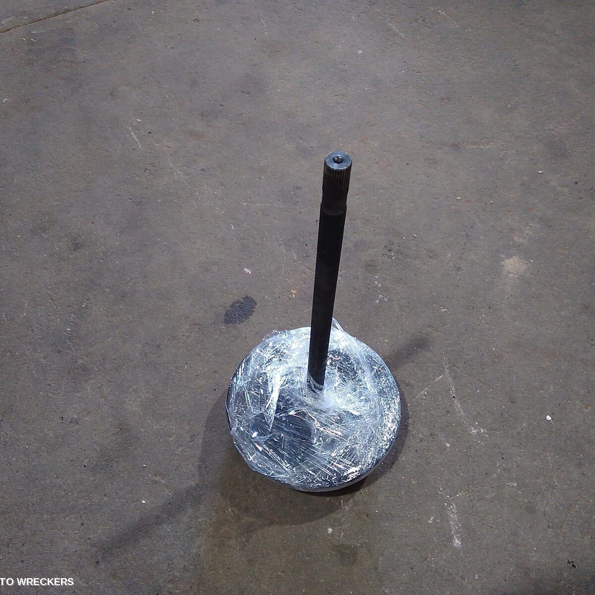 2004 TOYOTA HILUX Axle