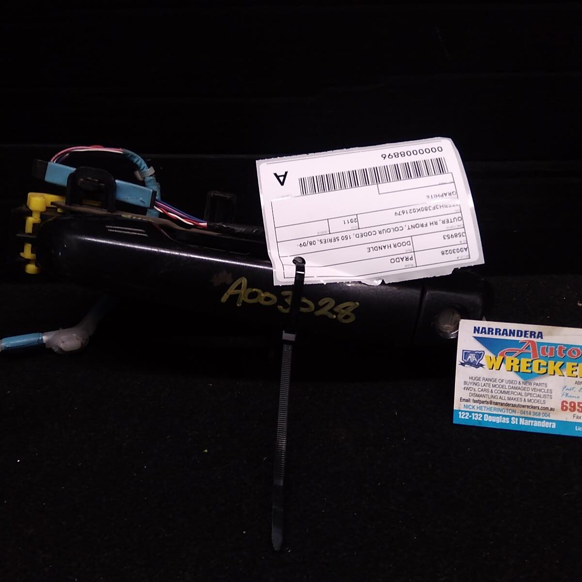 2011 TOYOTA PRADO Door Handle