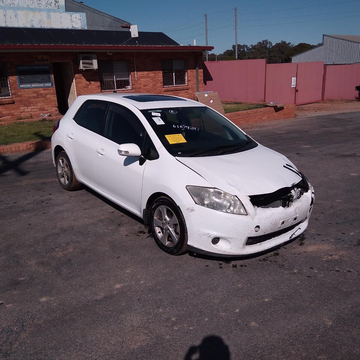 2011 TOYOTA COROLLA RIGHT FRONT DOOR