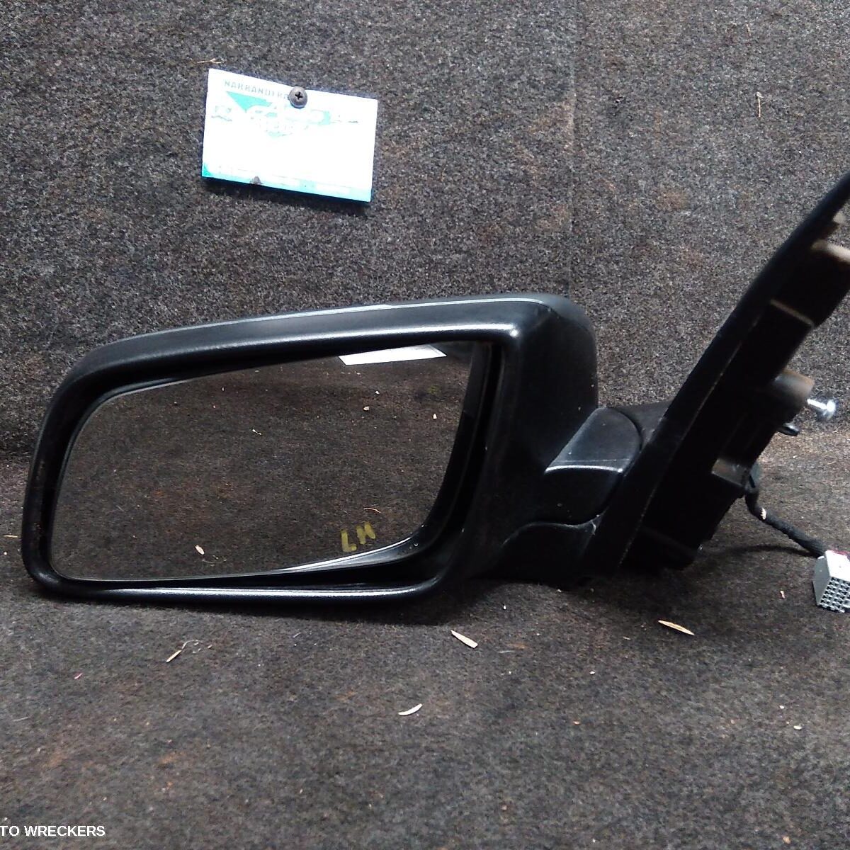 2014 HOLDEN COMMODORE Left Door Mirror