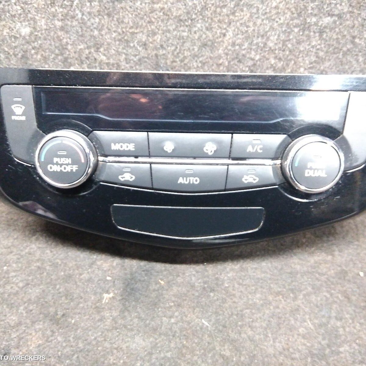 2016 NISSAN XTRAIL Heater/Ac Controls