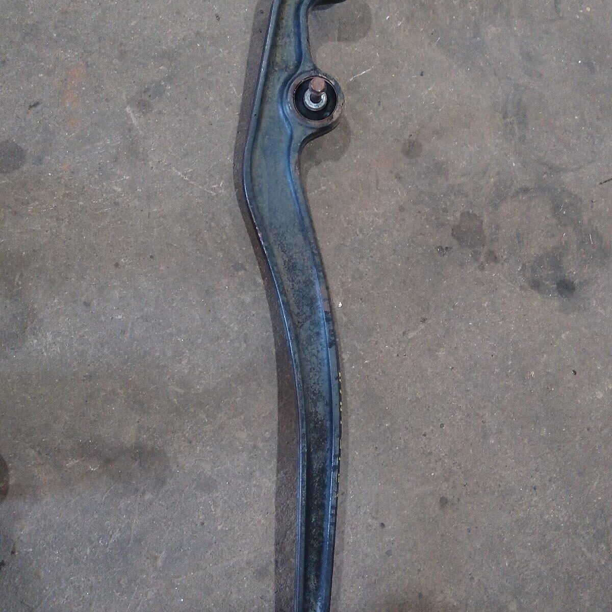 2018 TOYOTA LANDCRUISER Left Front Lower Control Arm
