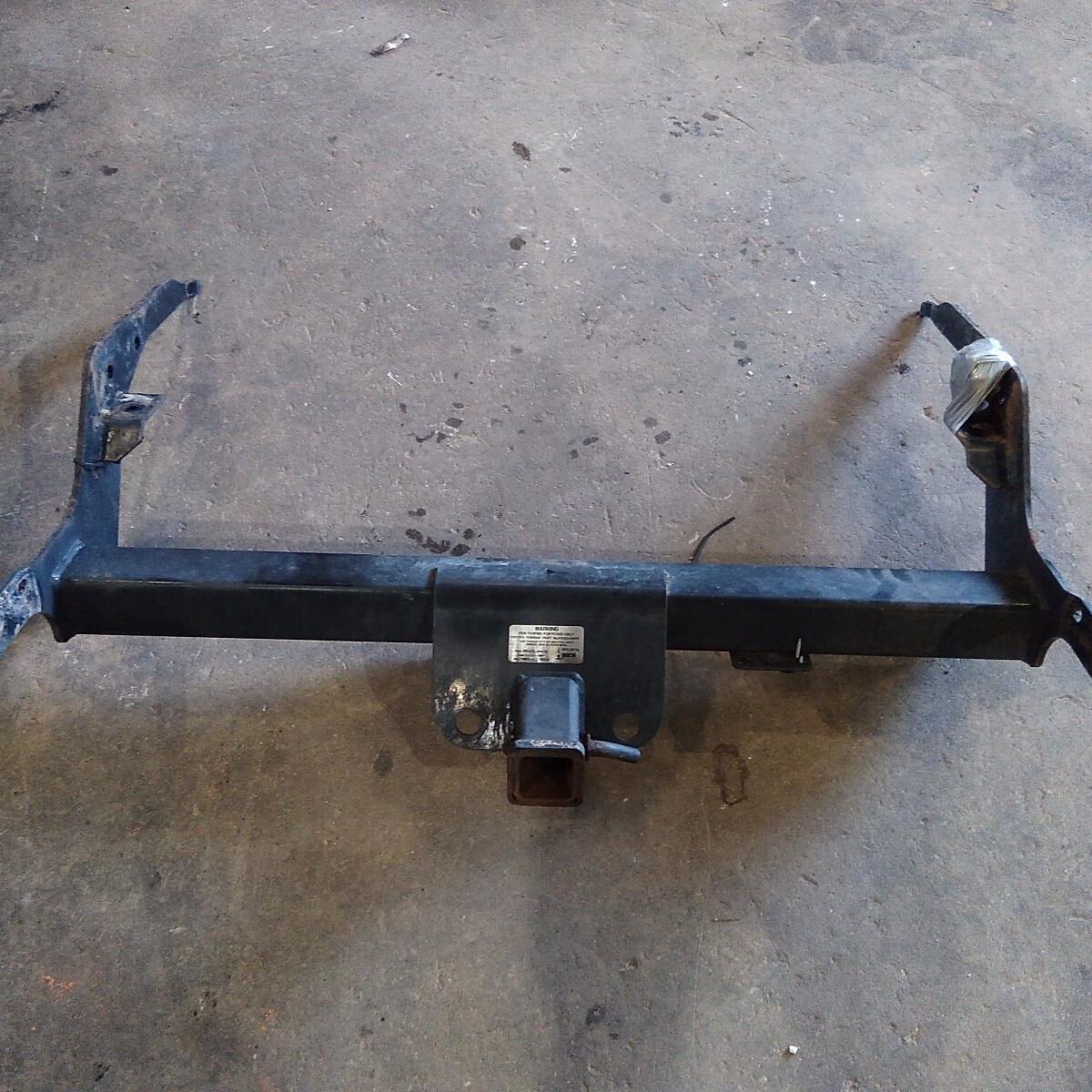 2004 TOYOTA HILUX Towbar