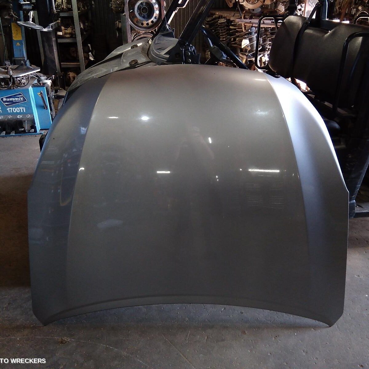 2011 SUBARU LIBERTY Bonnet