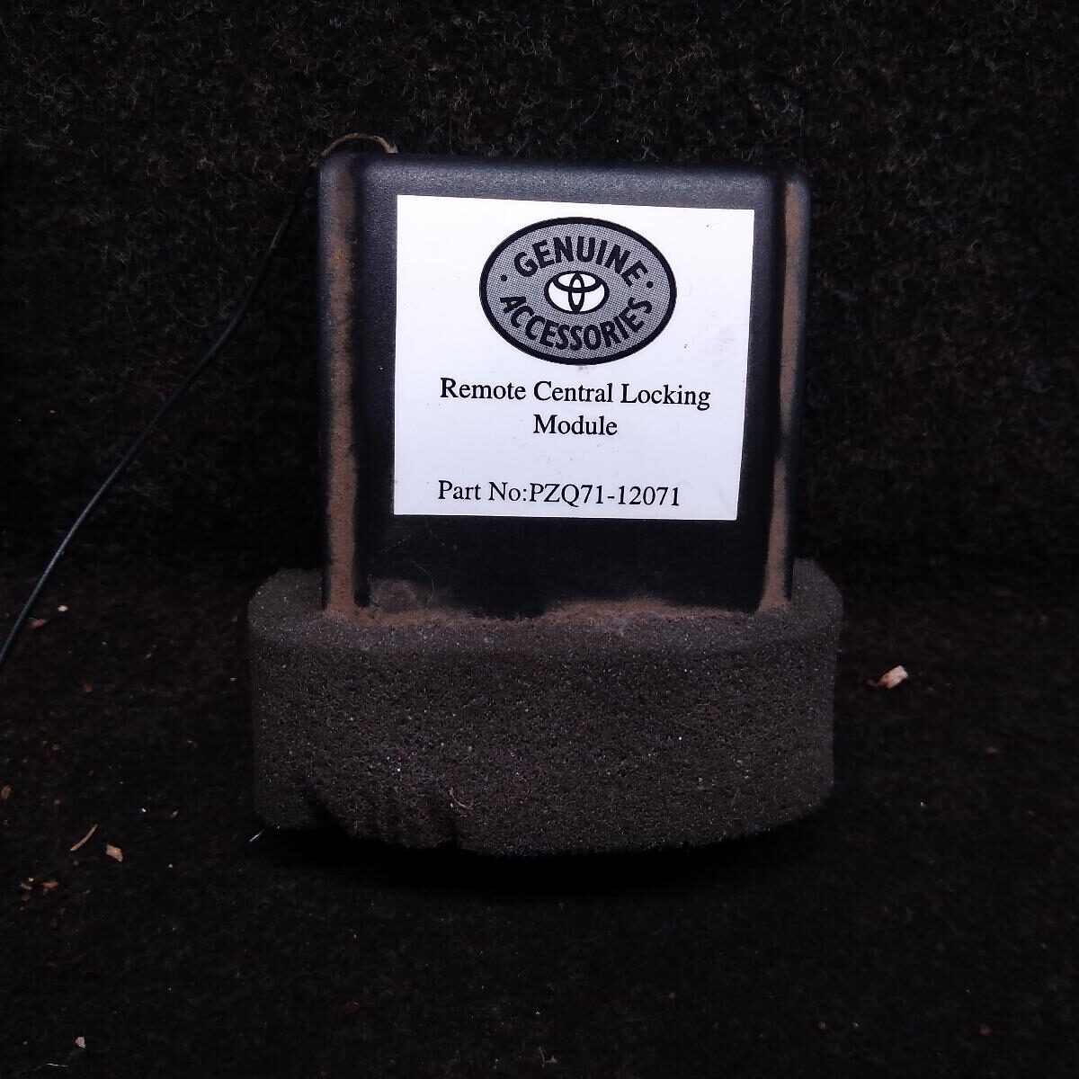 2003 TOYOTA LANDCRUISER MISC SWITCH/RELAY