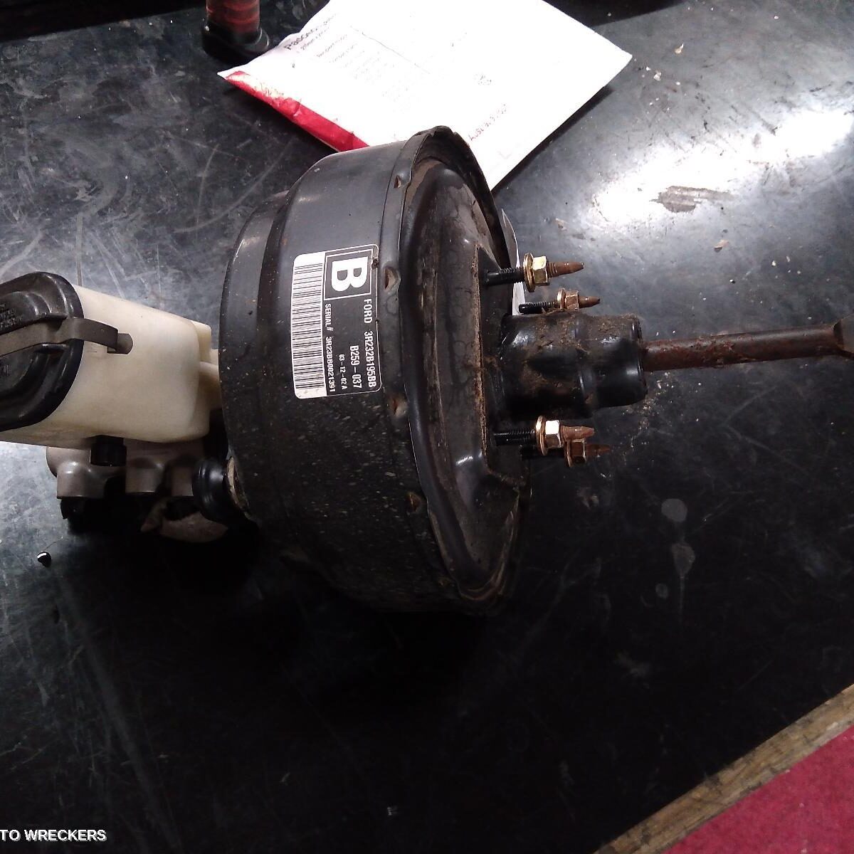 2002 FORD FALCON Brake Booster