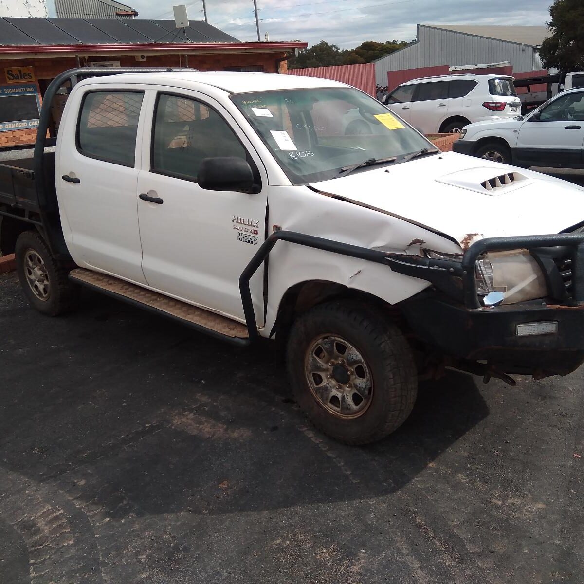2013 TOYOTA HILUX STARTER