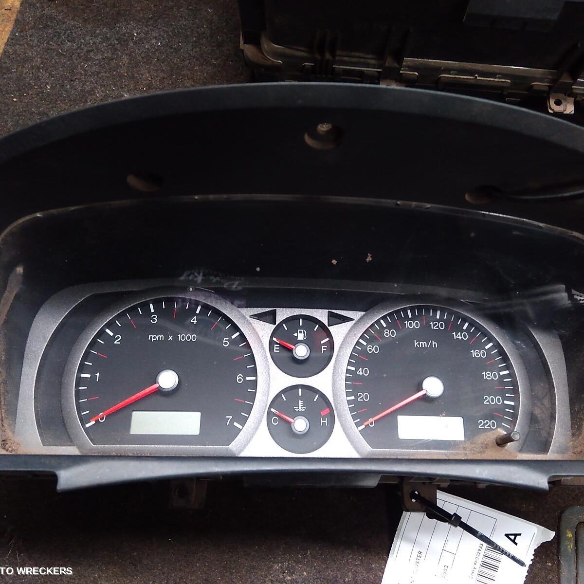 2003 FORD FALCON Instrument Cluster