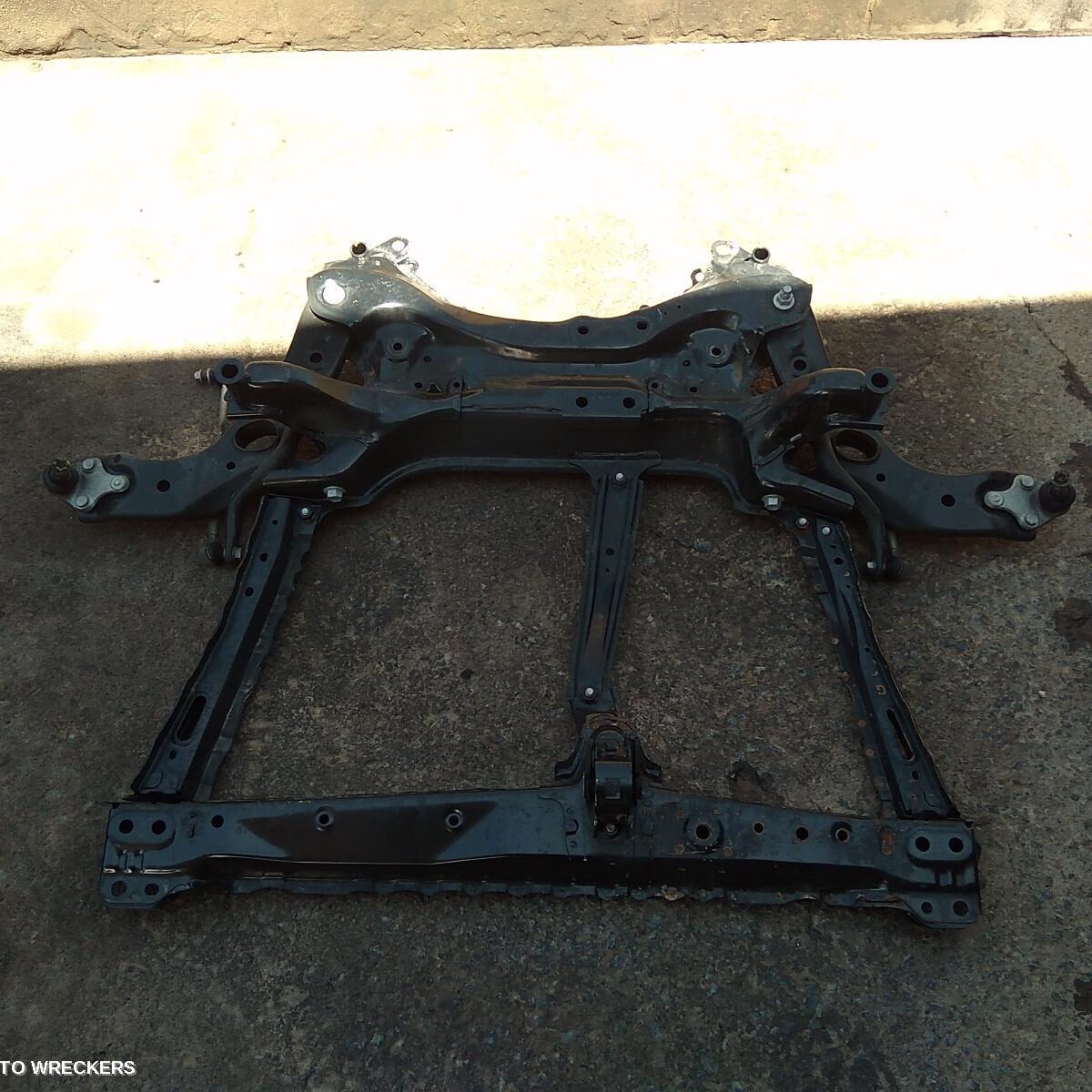 2013 TOYOTA RAV4 Frt Xmember/Cradle