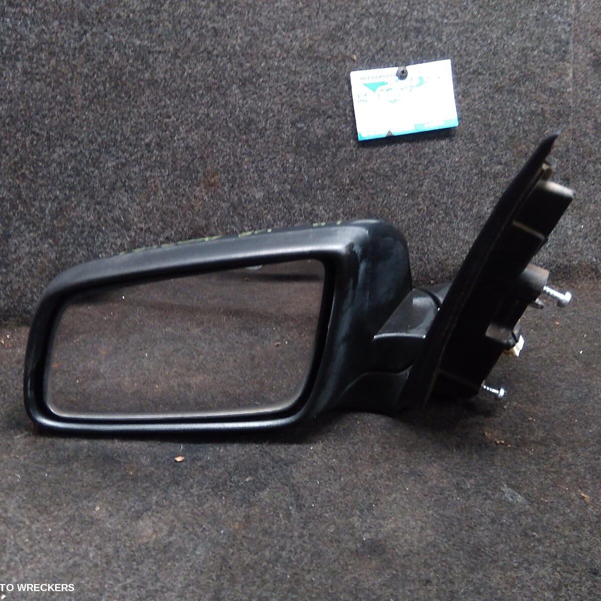 2006 HOLDEN COMMODORE Left Door Mirror