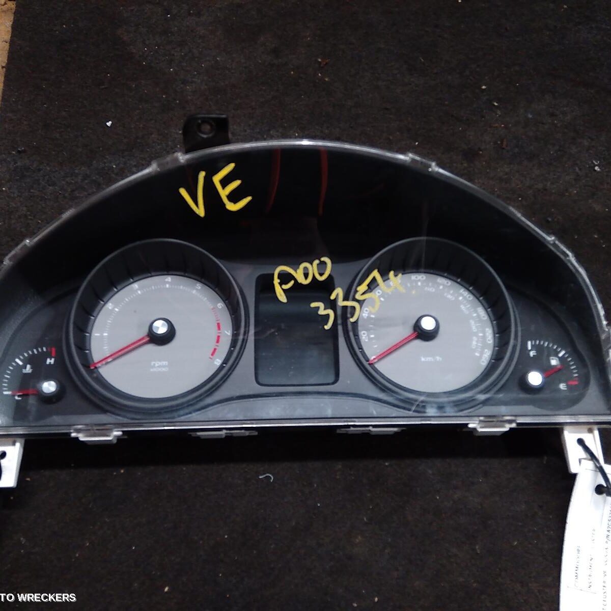 2010 HOLDEN COMMODORE Instrument Cluster
