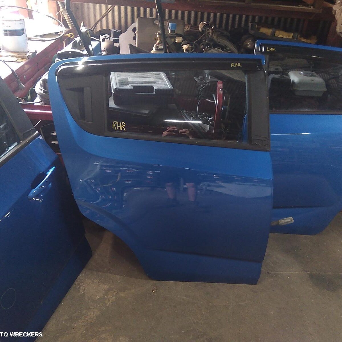 2016 HOLDEN BARINA RIGHT REAR DOOR SLIDING