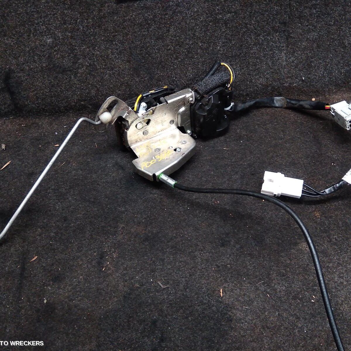 2002 FORD FALCON Door/Boot/Gate Lock