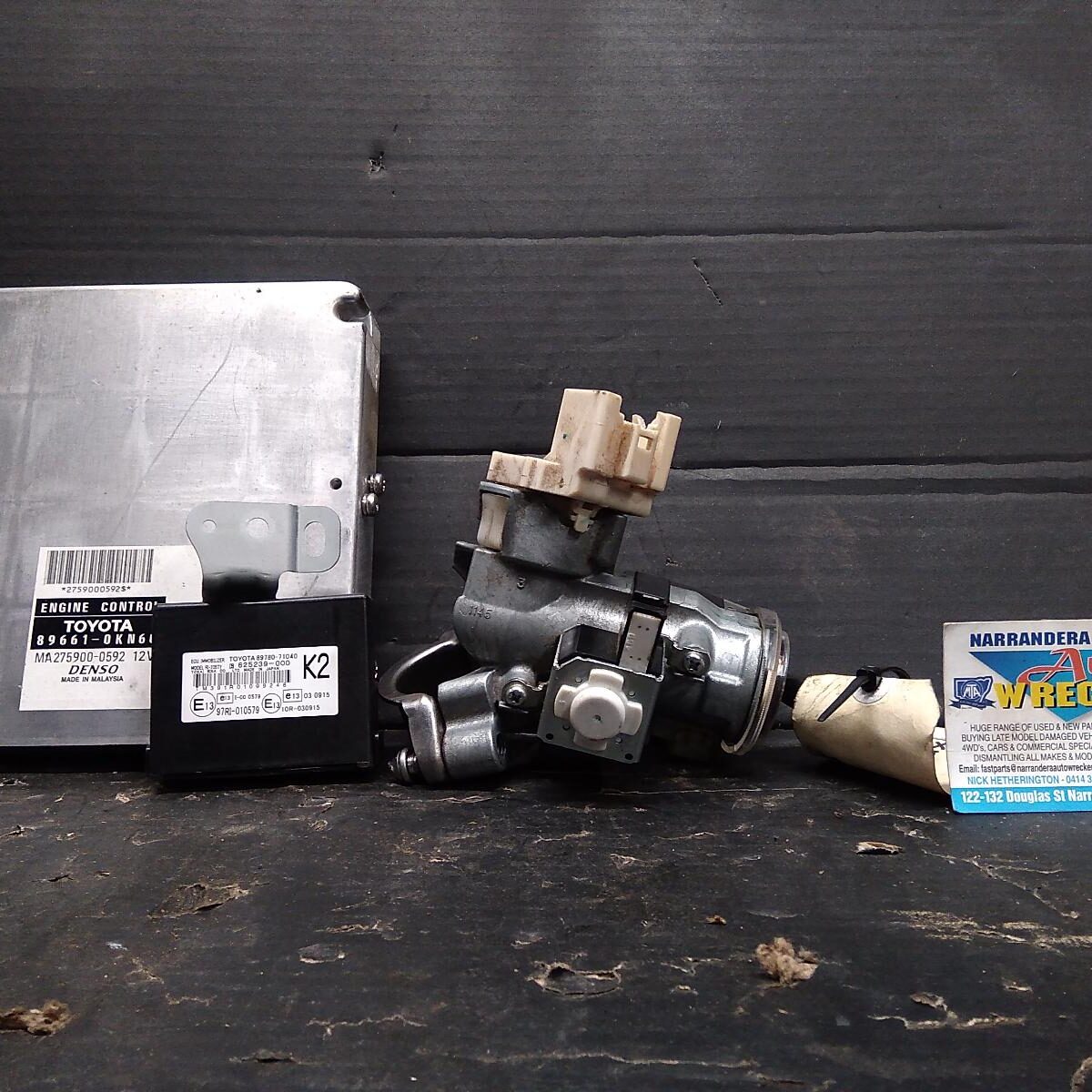 2010 TOYOTA HILUX ECU