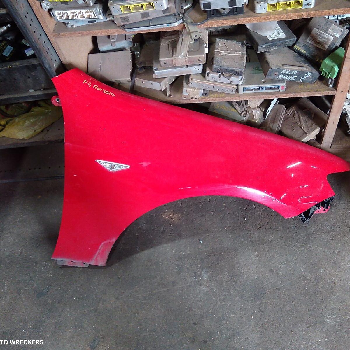 2010 FORD FALCON Right Guard