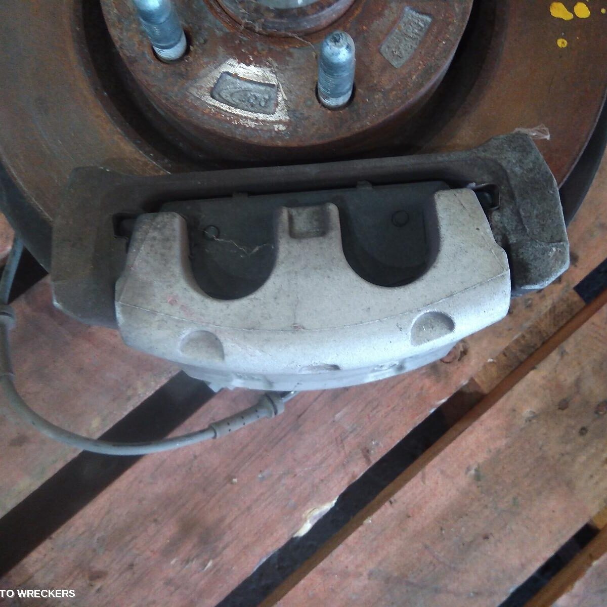 2010 HOLDEN COMMODORE Caliper