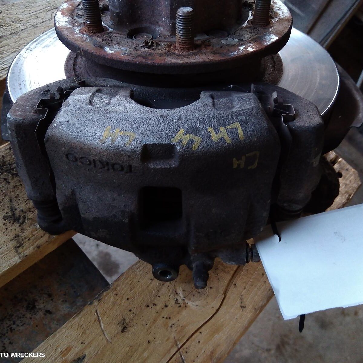 2002 MITSUBISHI TRITON Caliper