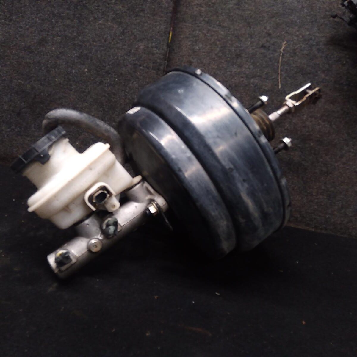 2011 HOLDEN COLORADO BRAKE BOOSTER