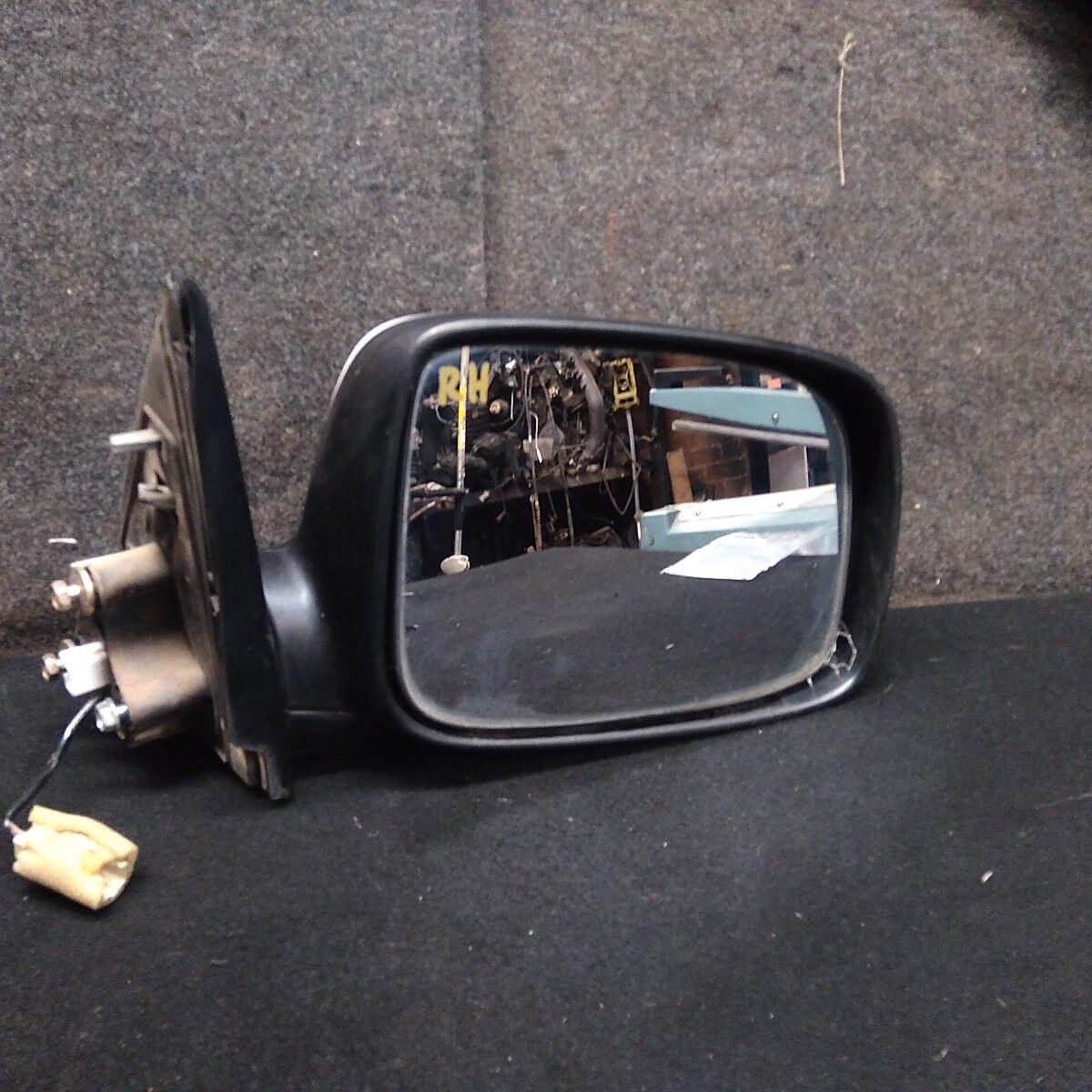 2011 HOLDEN COLORADO RIGHT DOOR MIRROR