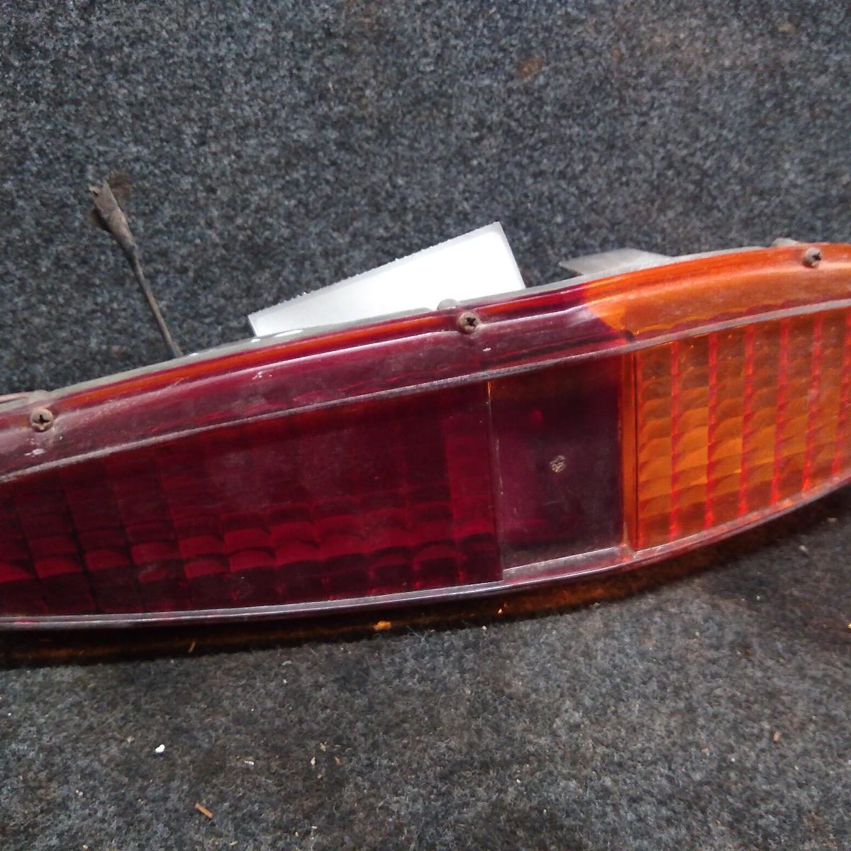 1976 HOLDEN KINGSWOOD RIGHT TAILLIGHT