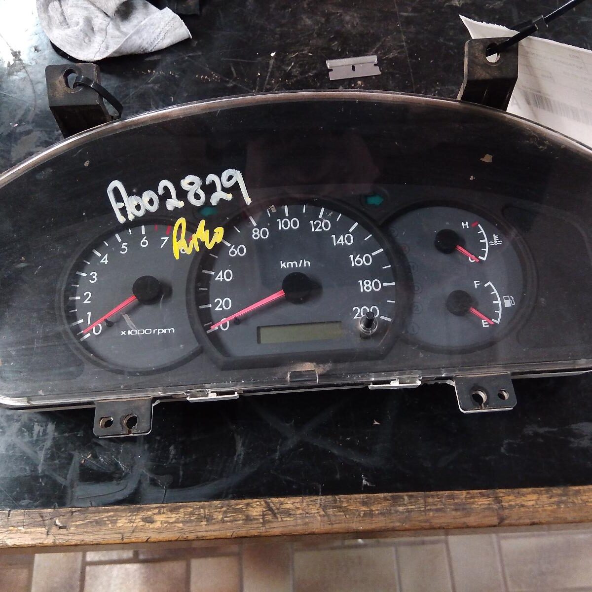 2005 KIA RIO INSTRUMENT CLUSTER