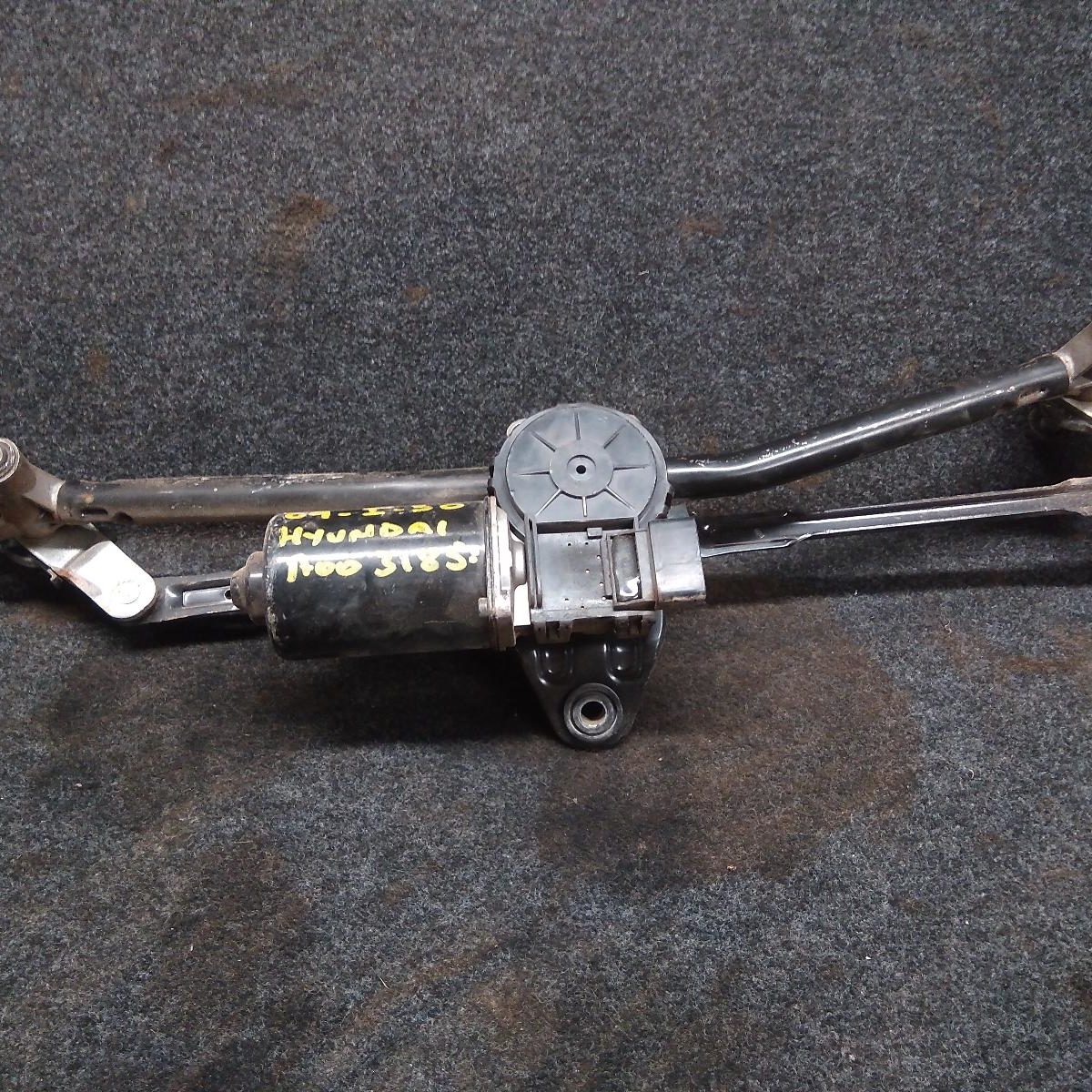 2009 HYUNDAI I30 WIPER MOTOR