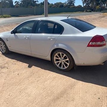 2011 HOLDEN COMMODORE LEFT REAR DOOR/SLIDING