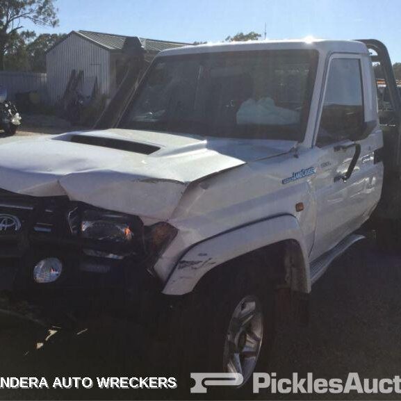 2016 TOYOTA LANDCRUISER Heater/Ac Controls