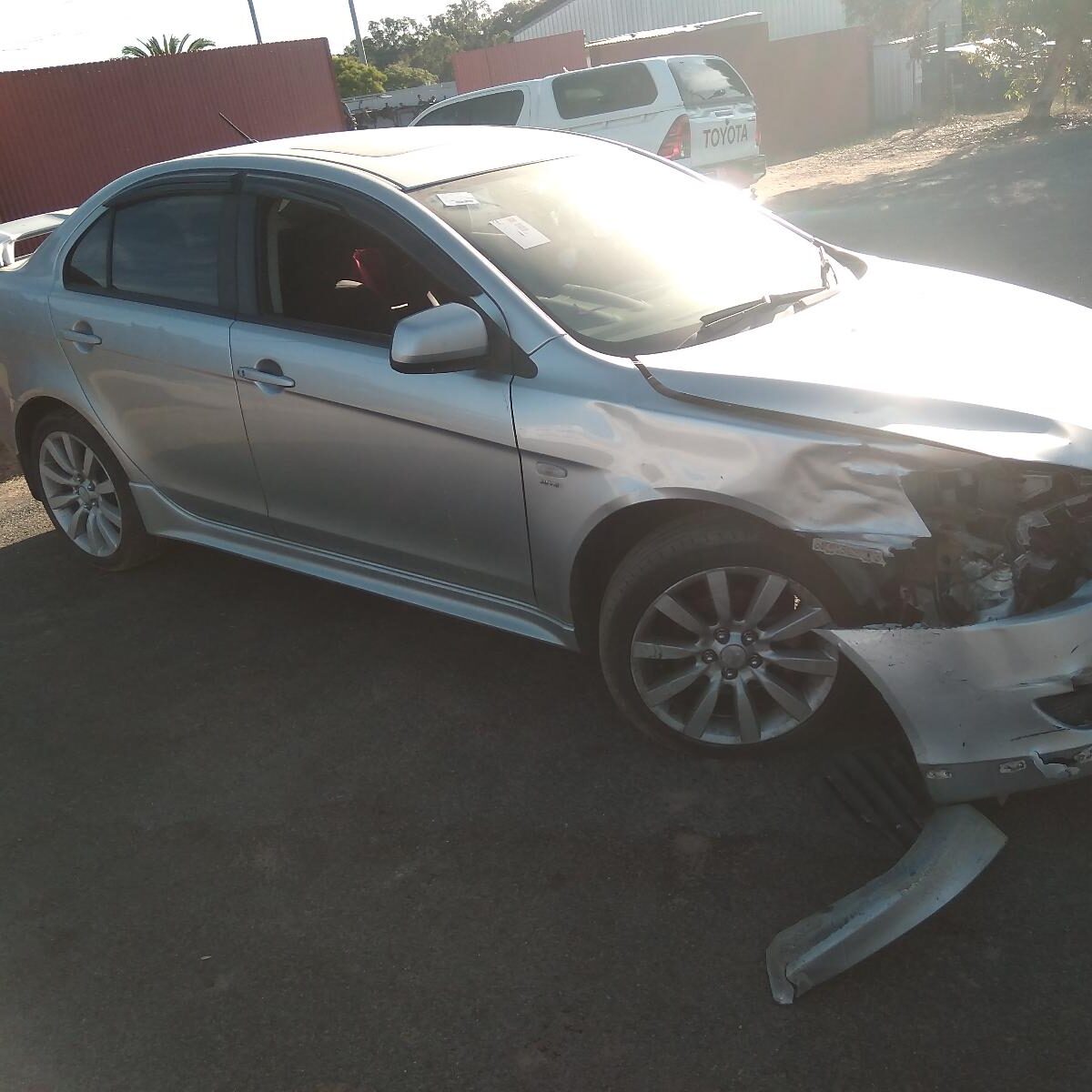 2009 MITSUBISHI LANCER RIGHT FRONT DOOR